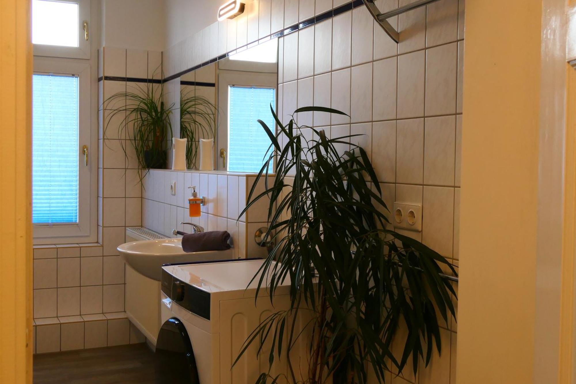 Uferpromenade Apartment Варен Екстериор снимка