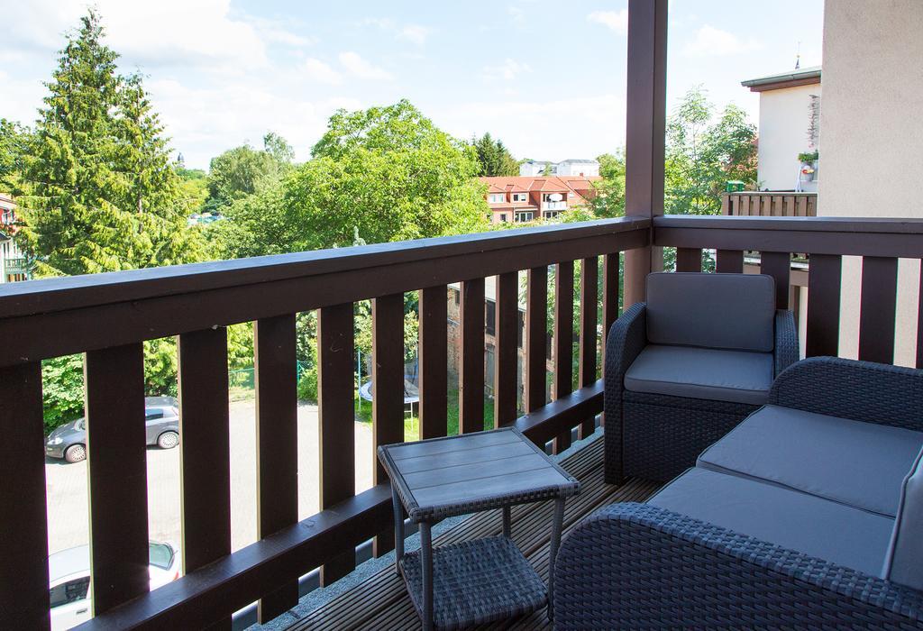 Uferpromenade Apartment Варен Екстериор снимка