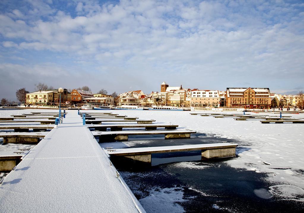 Uferpromenade Apartment Варен Екстериор снимка